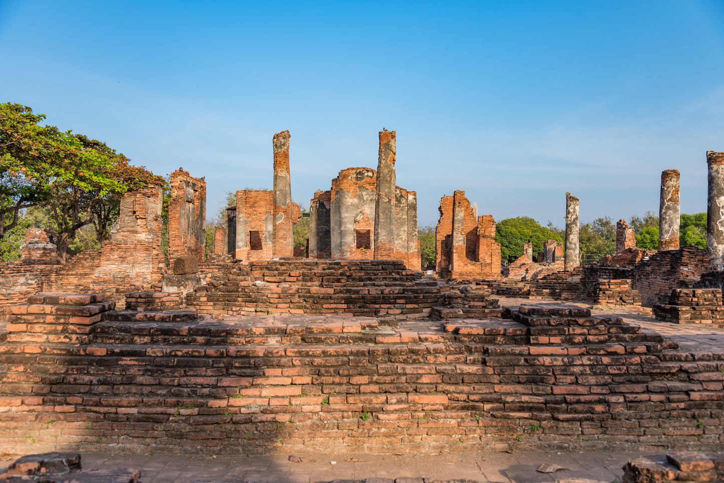 Explore the historic city of Ayutthaya
