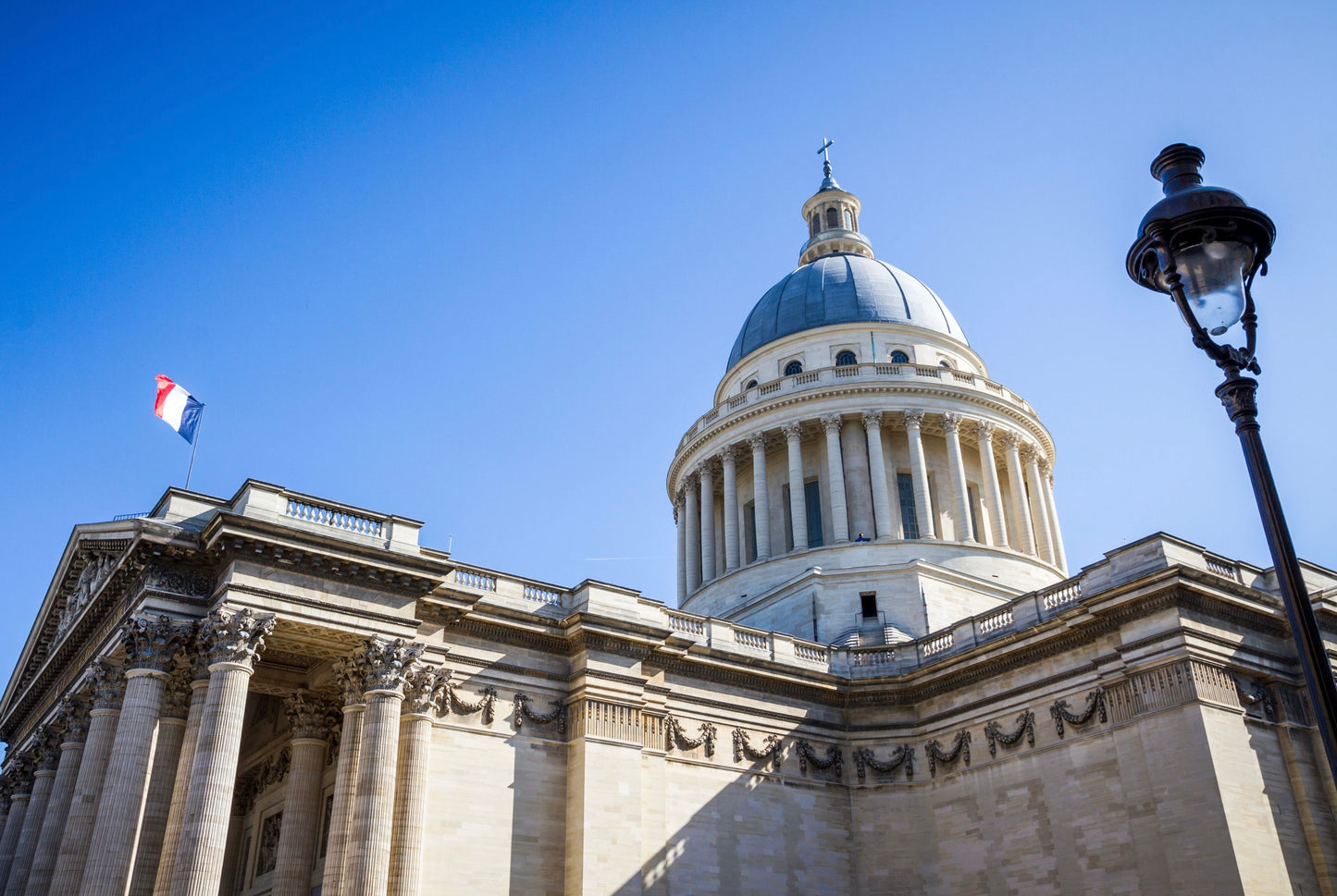 Optional Emily in Paris Tour