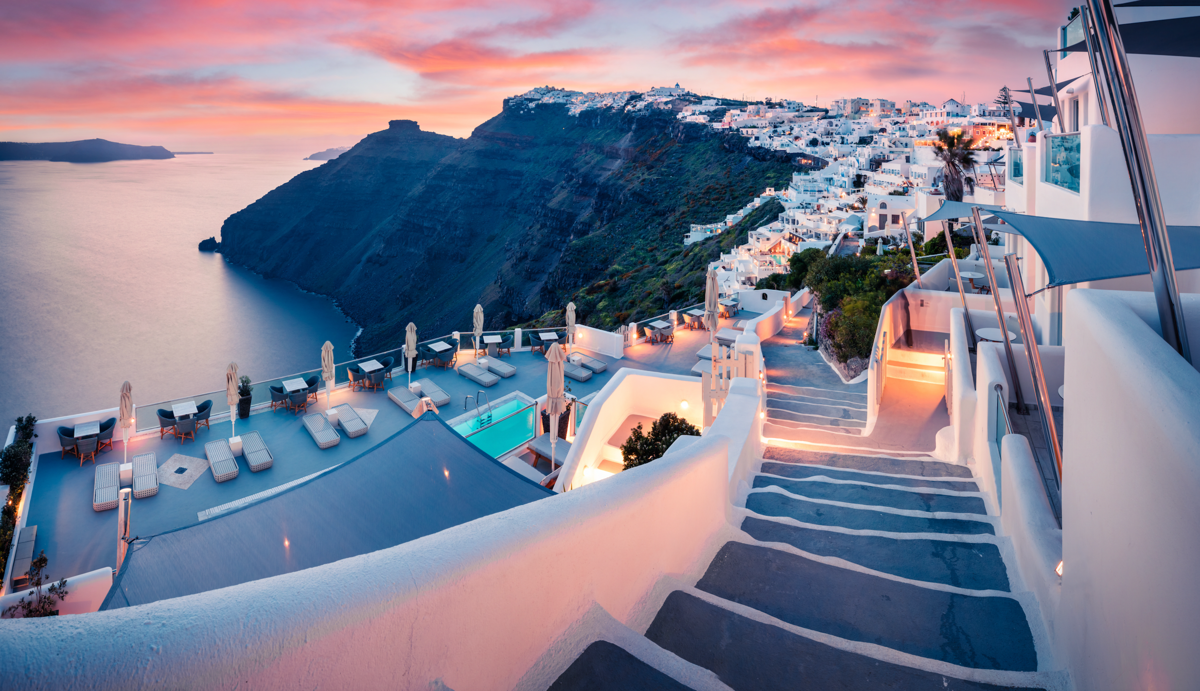 Athens, Mykonos and Santorini Tour 13