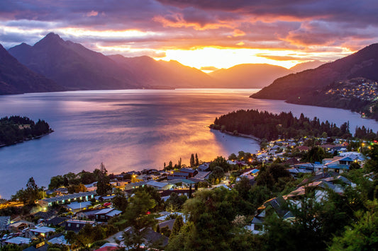 Lake Wakatipu Tour
