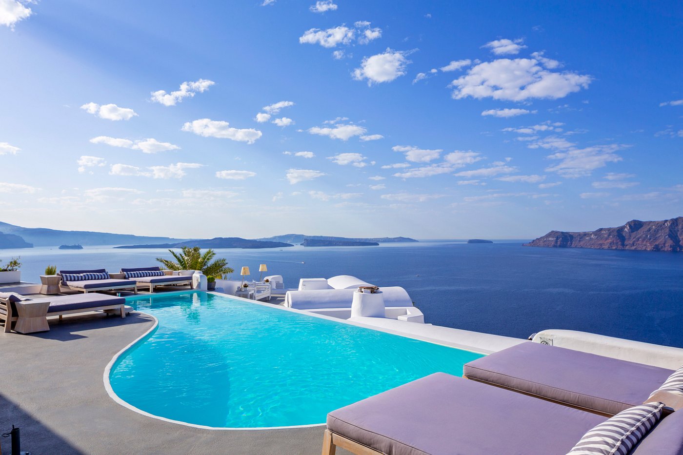 Athens, Mykonos and Santorini Tour 13