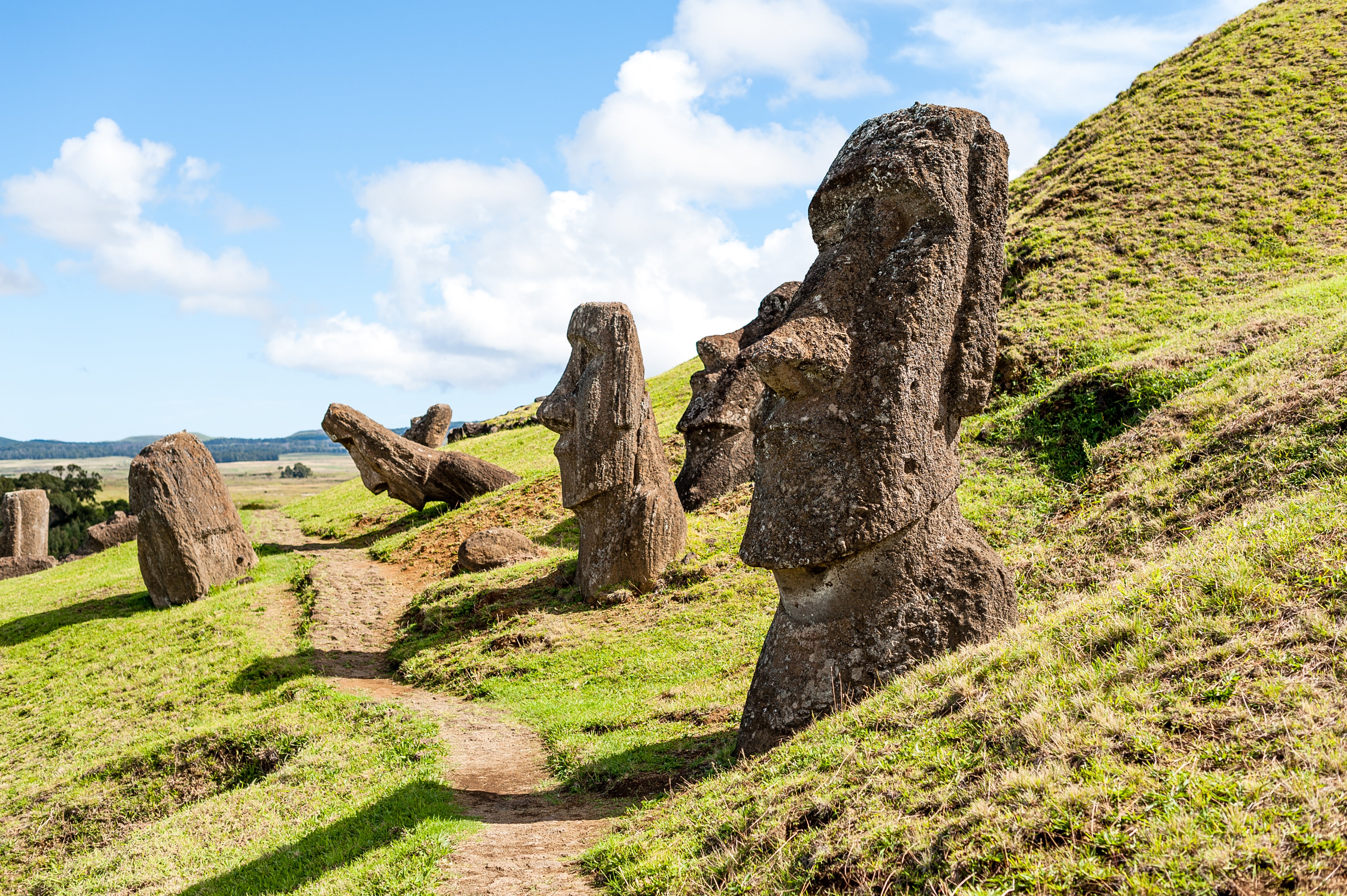 Easter Island and Galapagos Tour 240