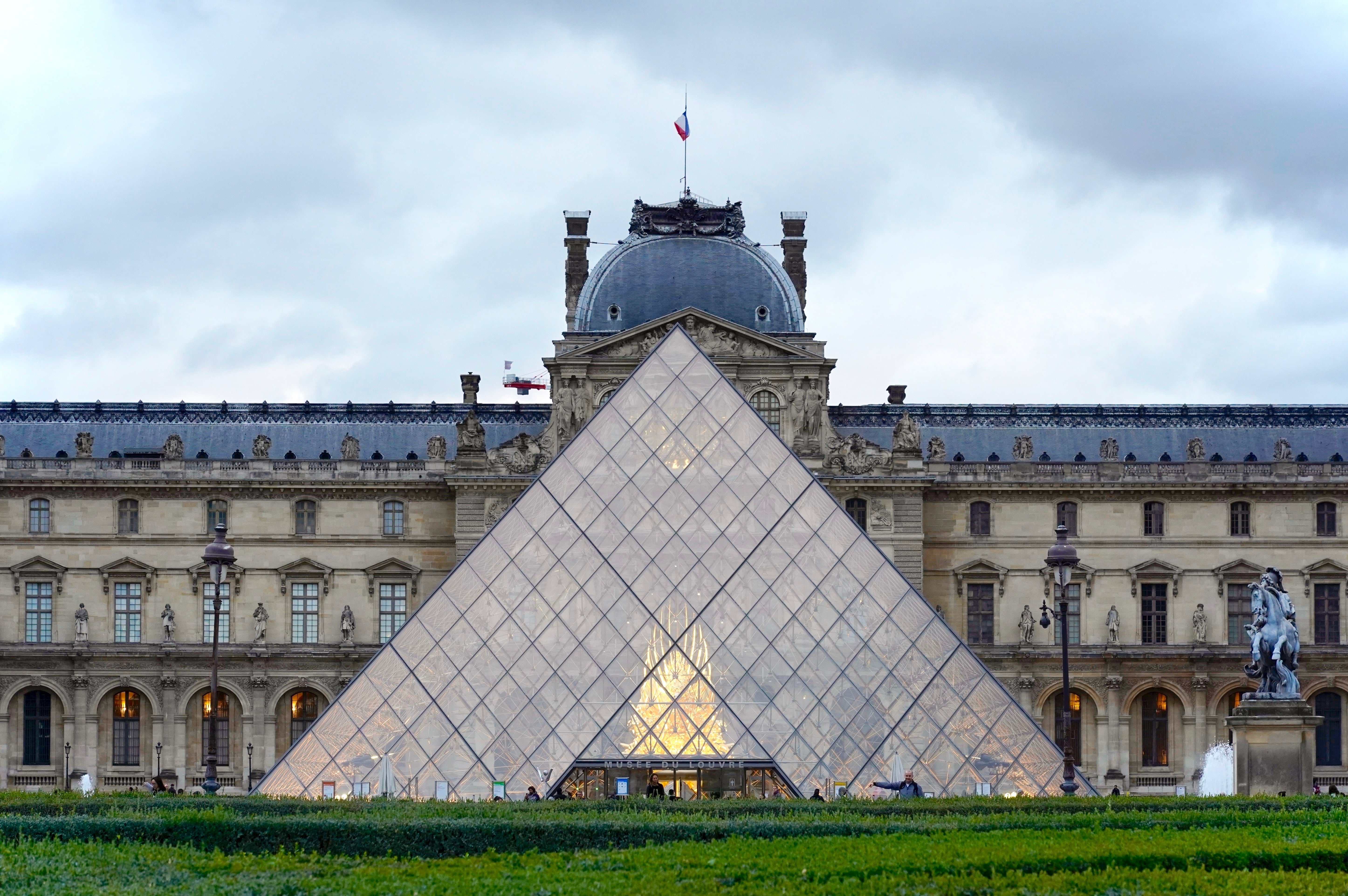 Louvre Museum